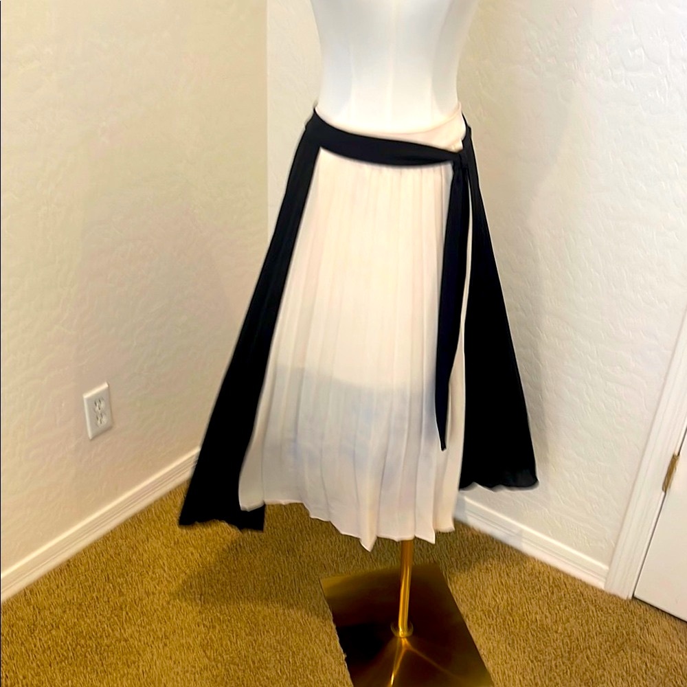 Topshop Black and White Pleated Midi Skirt